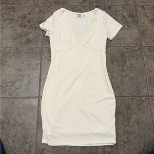 Elegant White V-Neck Dress